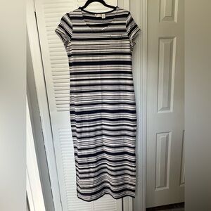 Elegant Striped Maxi Dress